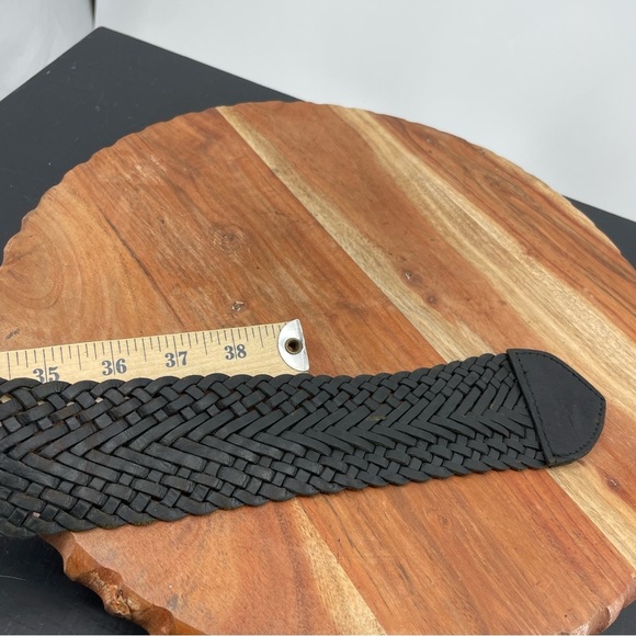 vintage Wide Woven Black Belt Large Brass Medallion Buckle Statement Piece - Picture 5 of 6